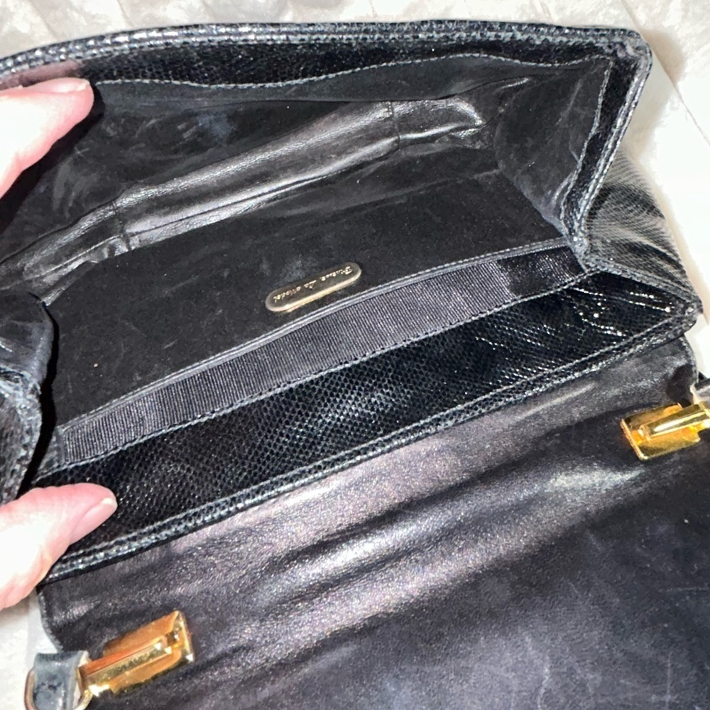 Vintage Finesse, La Model Black Crossbody Bag with Textured Leather - Picture 6 of 8